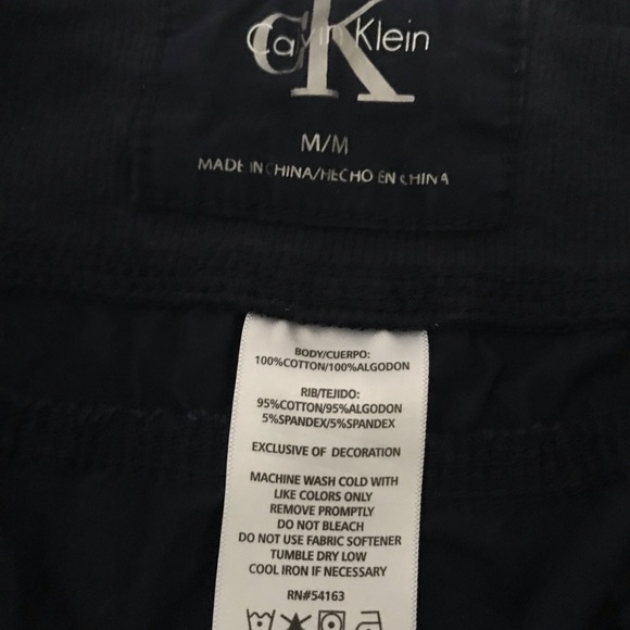 Blue navy capris and shirt striped white and red - Picture 7 of 8